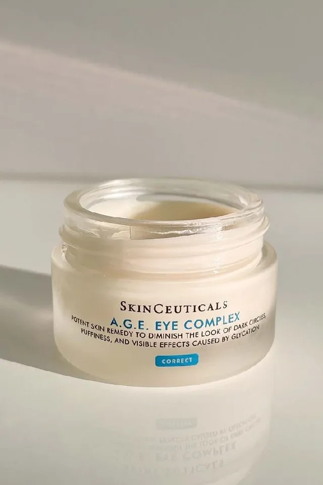 A recent treat for my eyes ✨️✨️ such a luxurious eye cream