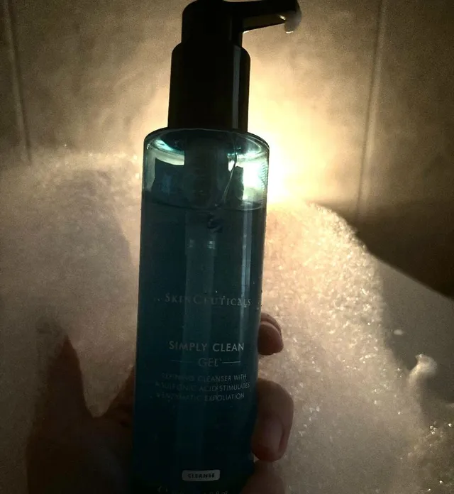 Bubbles &amp; cleanse 🤍  I absolutely love this cleanser. I