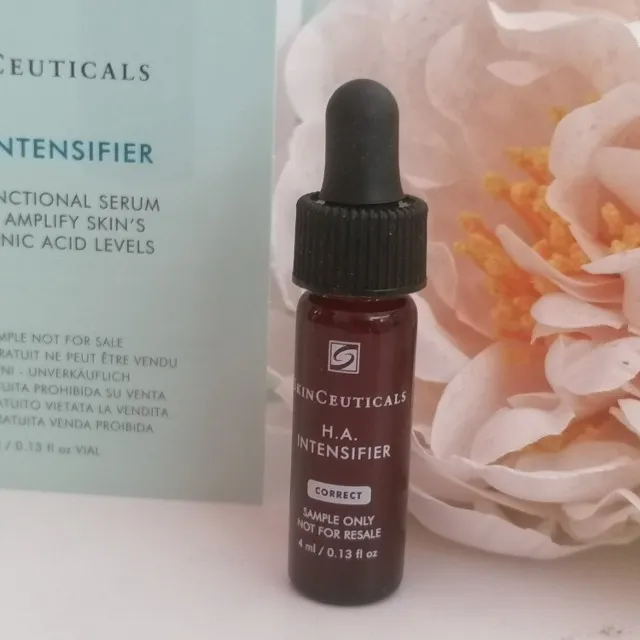 I received this beautiful serum today. I started using so